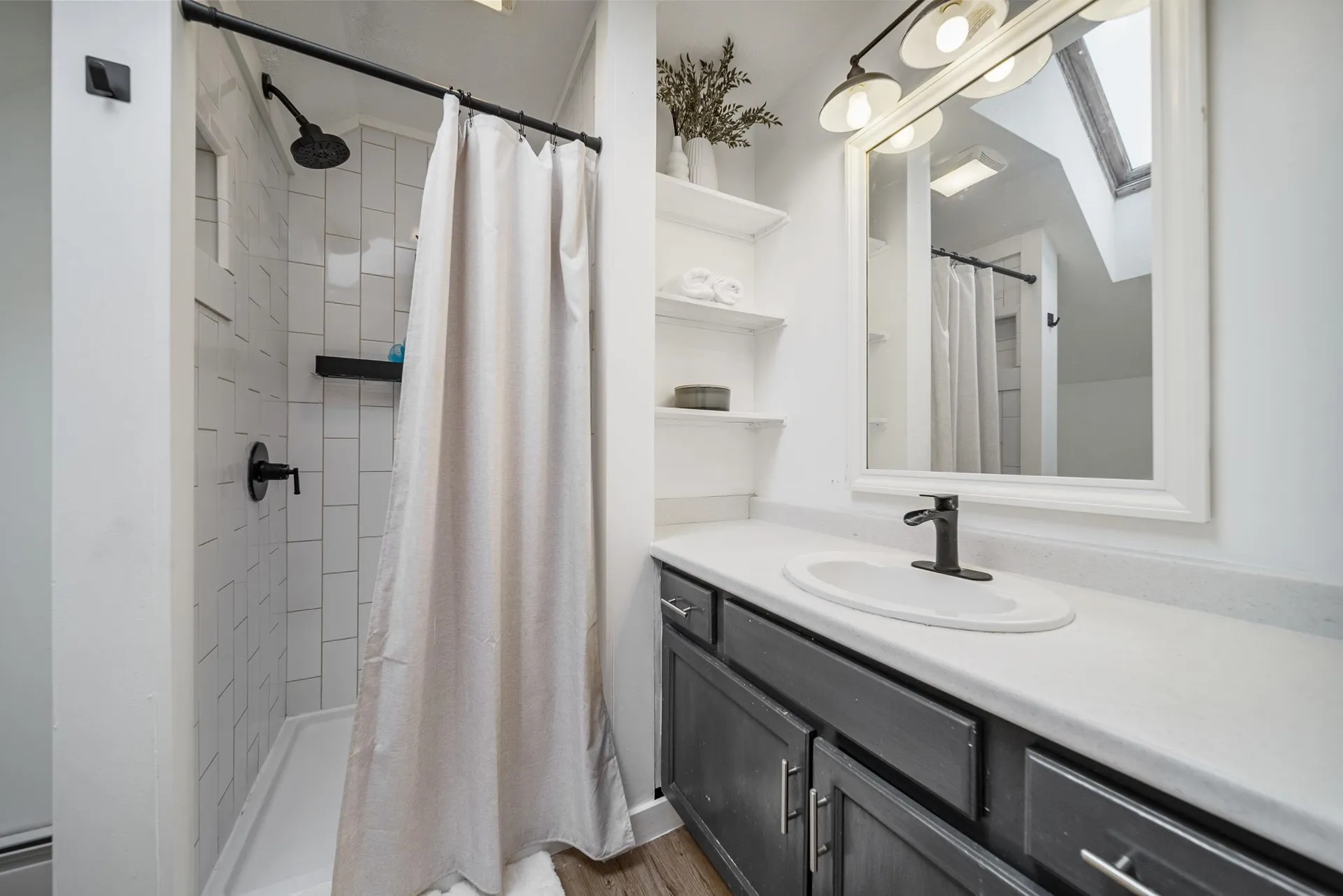 69 Litchfield Road Londonderry NH 03053