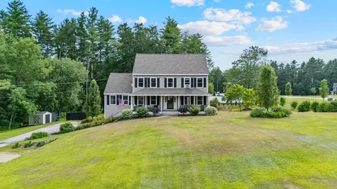 69 Litchfield Road Londonderry NH 03053