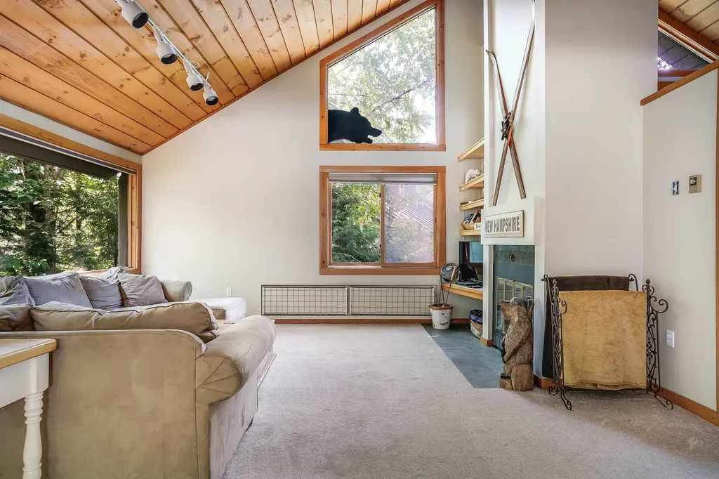 144 Clearbrook Road Lincoln NH 03251