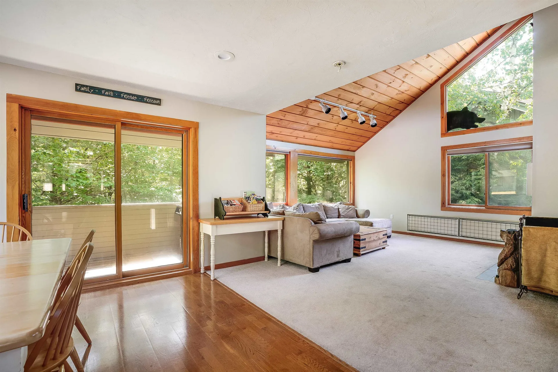 144 Clearbrook Road Lincoln NH 03251