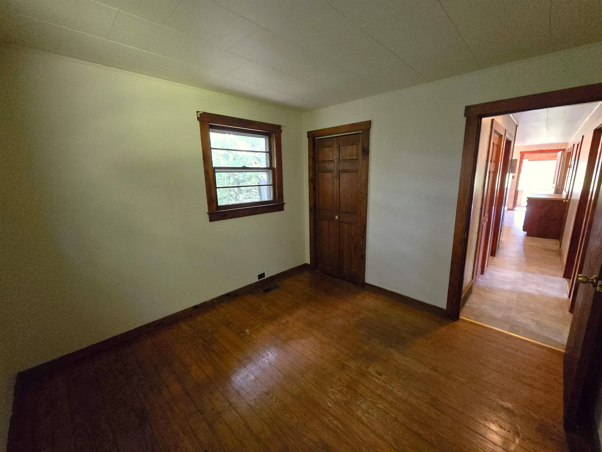 172 School House Road Dummerston VT 05301