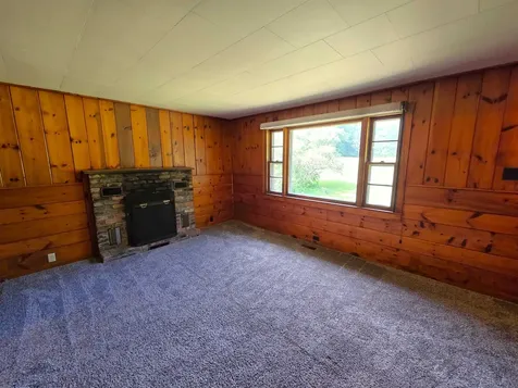 172 School House Road Dummerston VT 05301