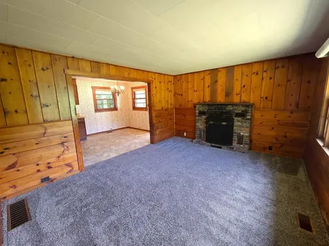 172 School House Road Dummerston VT 05301