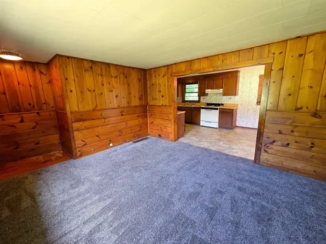 172 School House Road Dummerston VT 05301