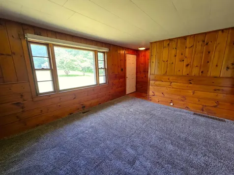 172 School House Road Dummerston VT 05301