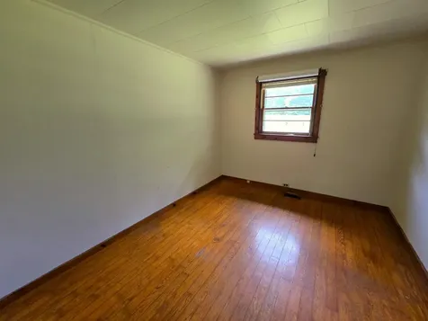 172 School House Road Dummerston VT 05301