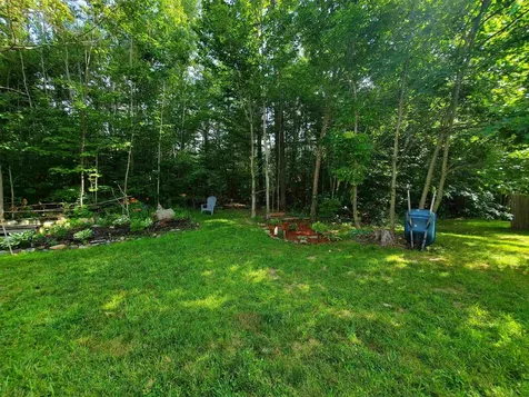 42 Marsten Lane Enfield NH 03748
