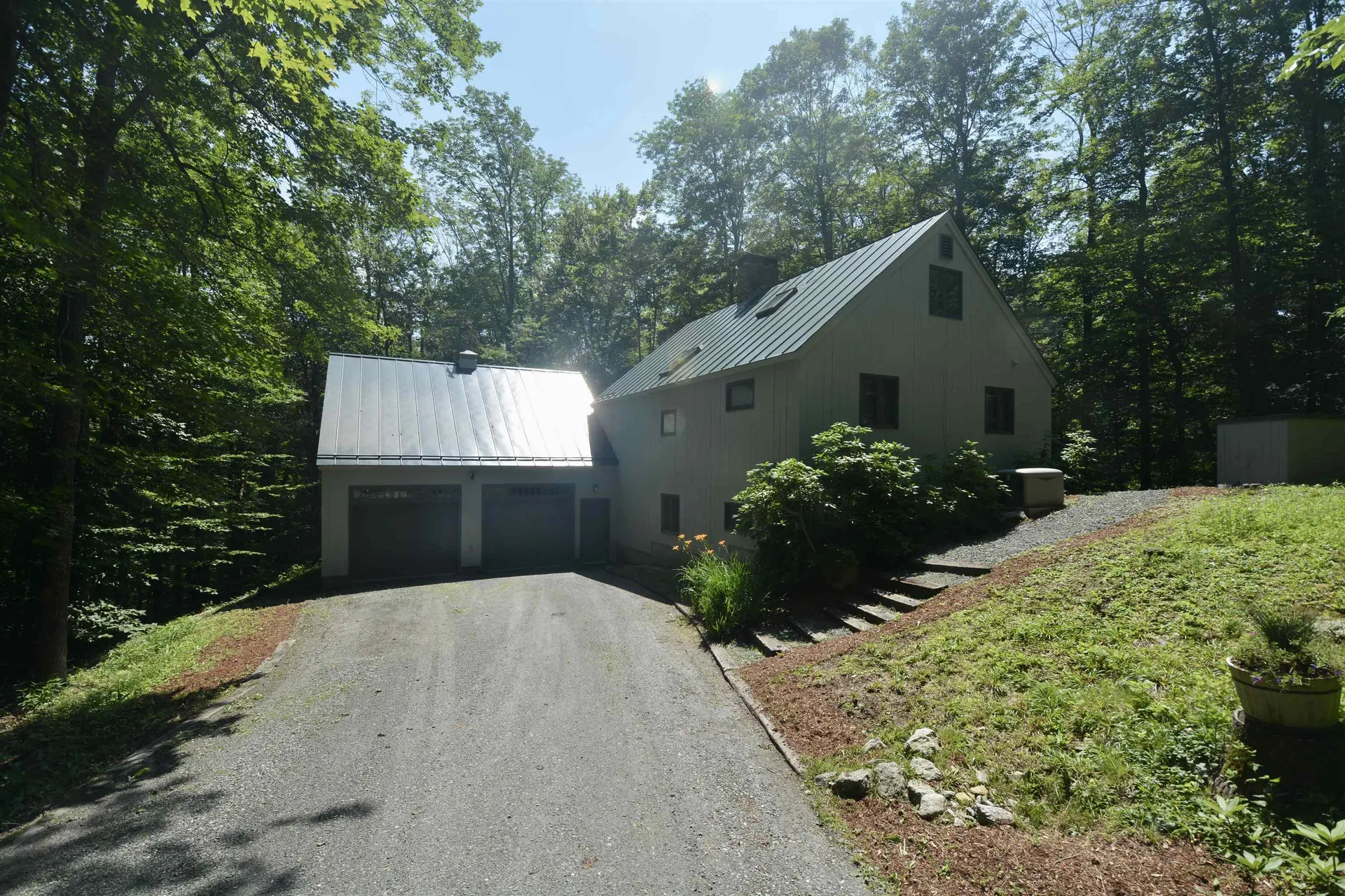 23 Hummingbird Hill Grantham NH 03753