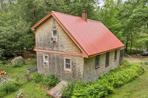 58 Lily Pond Road Barrington NH 03825
