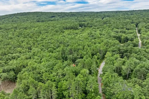 58 Lily Pond Road Barrington NH 03825