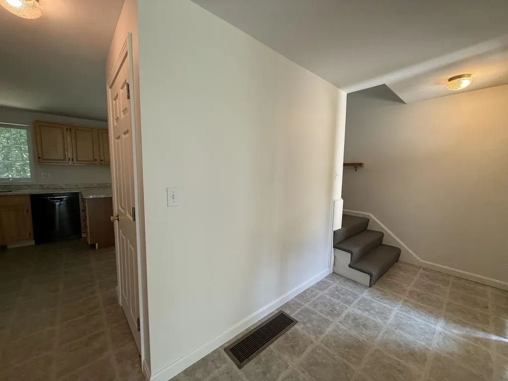 144 Main Street Fremont NH 03044