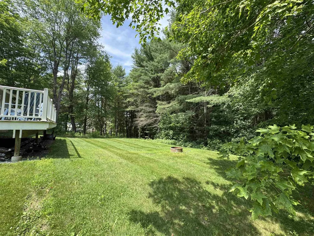 90 Kings Highway Hartford VT 05001