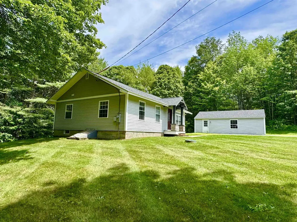 90 Kings Highway Hartford VT 05001