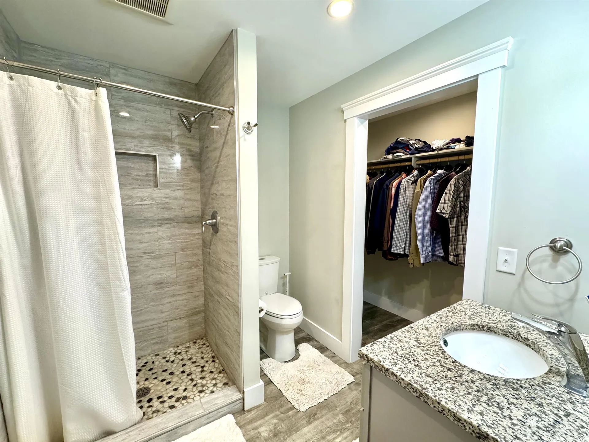 90 Kings Highway Hartford VT 05001