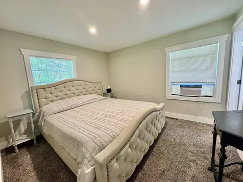 90 Kings Highway Hartford VT 05001