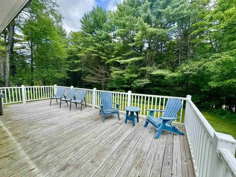 90 Kings Highway Hartford VT 05001