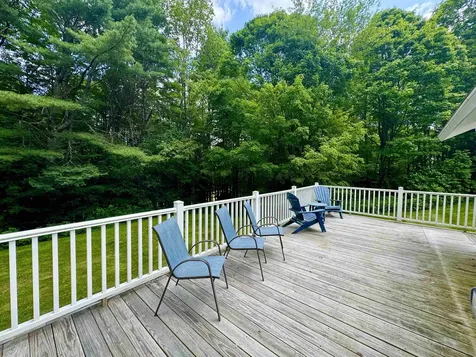 90 Kings Highway Hartford VT 05001