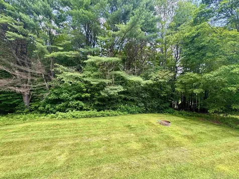 90 Kings Highway Hartford VT 05001