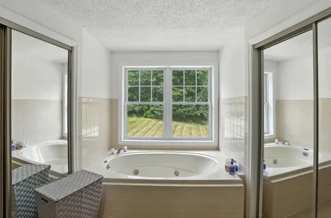 12 Stanwood Road Salem NH 03079
