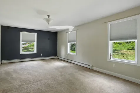 12 Stanwood Road Salem NH 03079