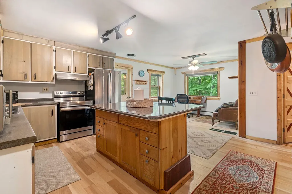 87 Old Chandlers Mills Road Unity NH 03743