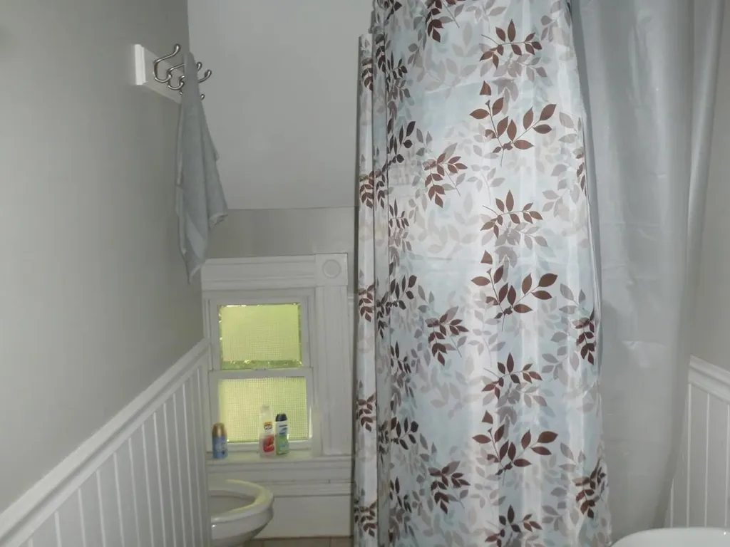 1 Crawford Street Plymouth NH 03264