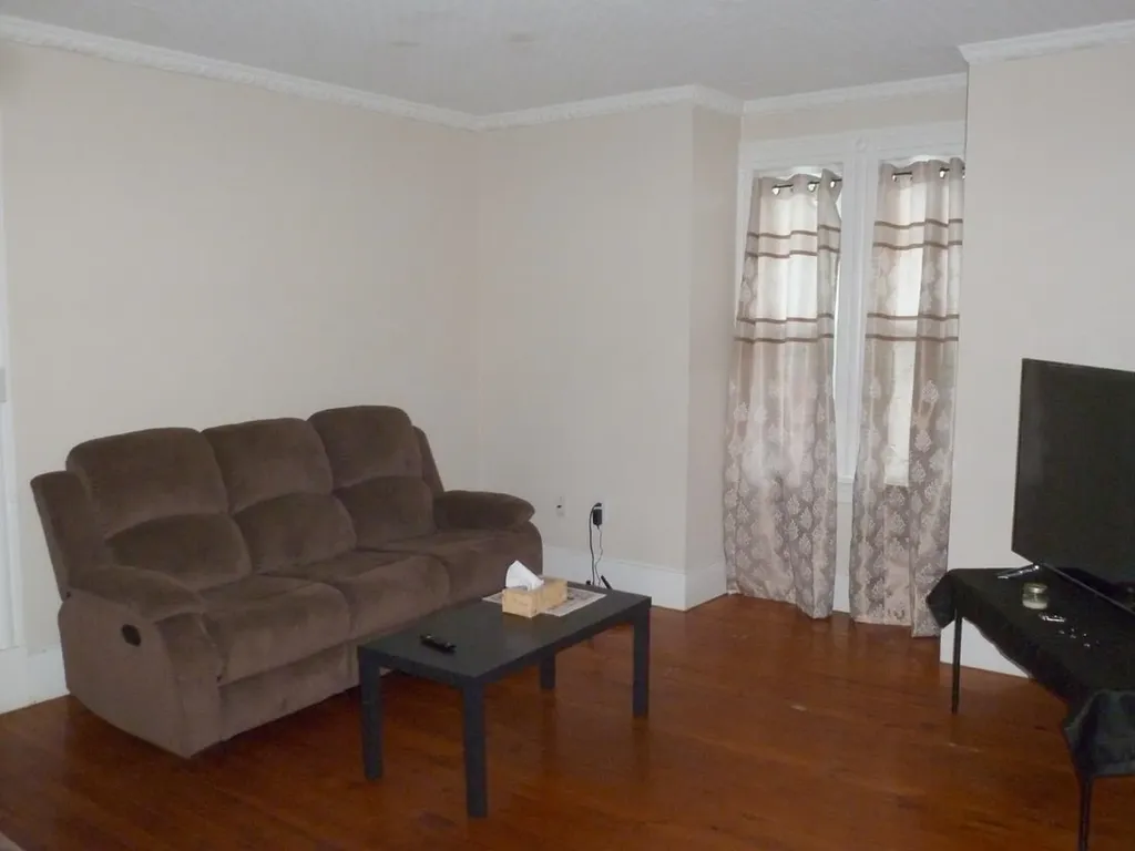 1 Crawford Street Plymouth NH 03264