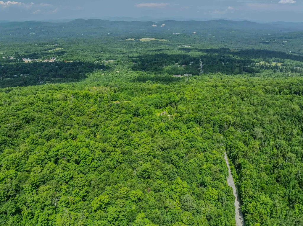 Mountain View Lane Bethlehem NH 03574