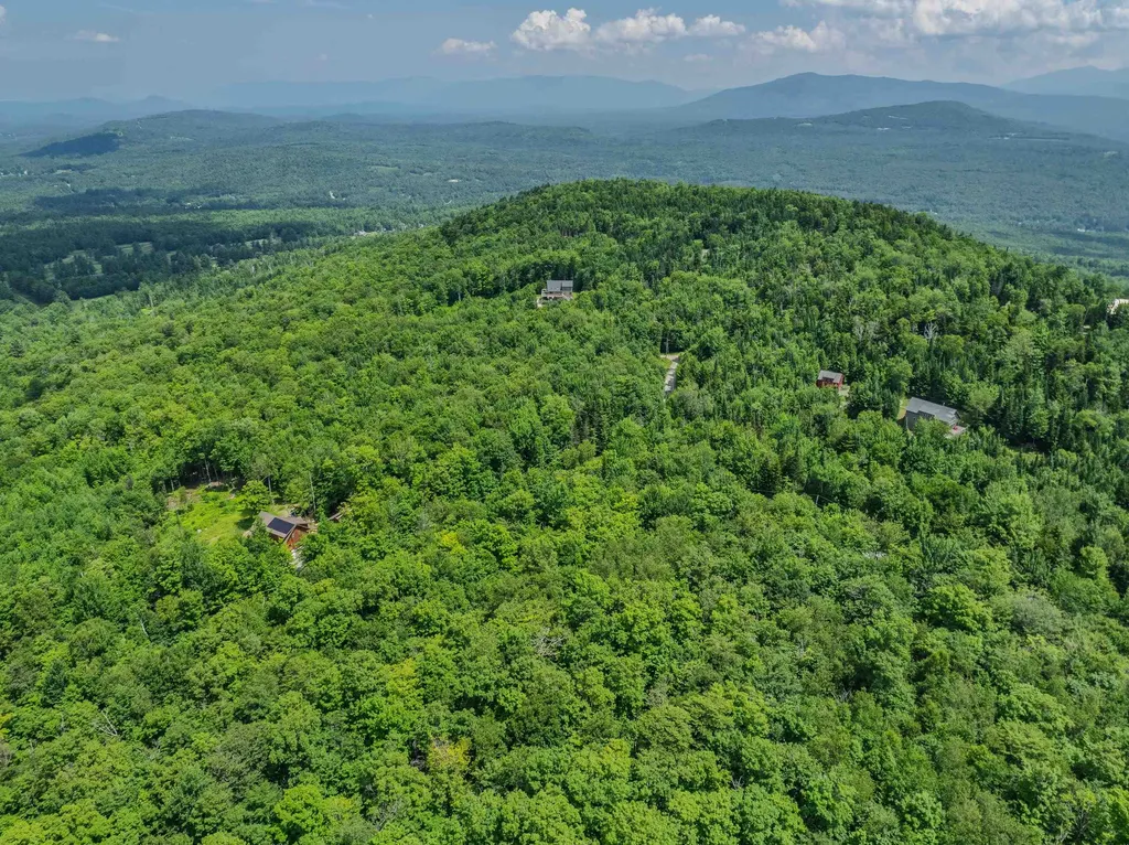 Mountain View Lane Bethlehem NH 03574