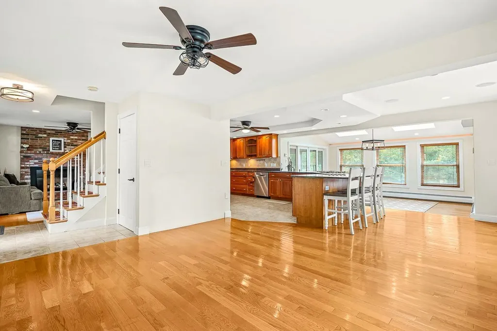 4 Joseph Street Derry NH 03038