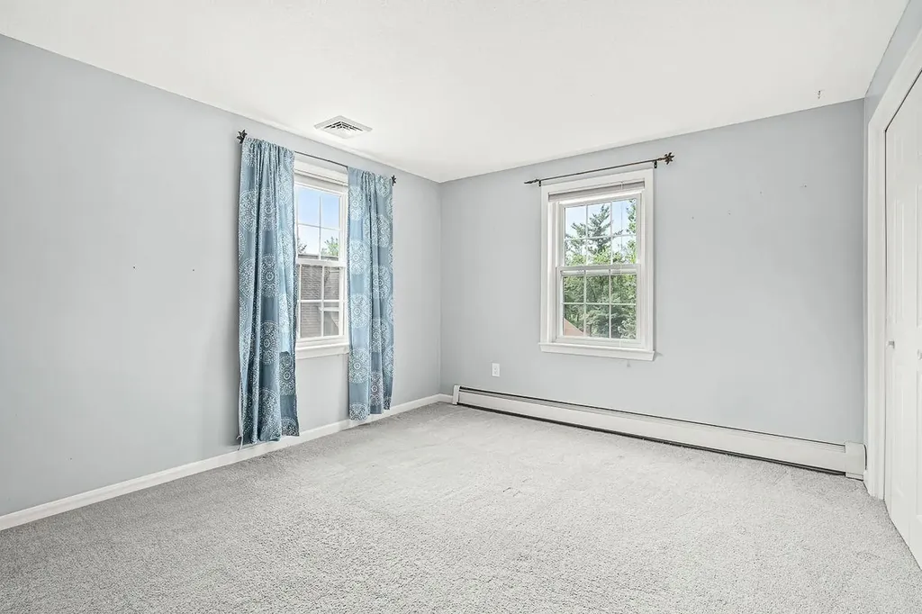 4 Joseph Street Derry NH 03038