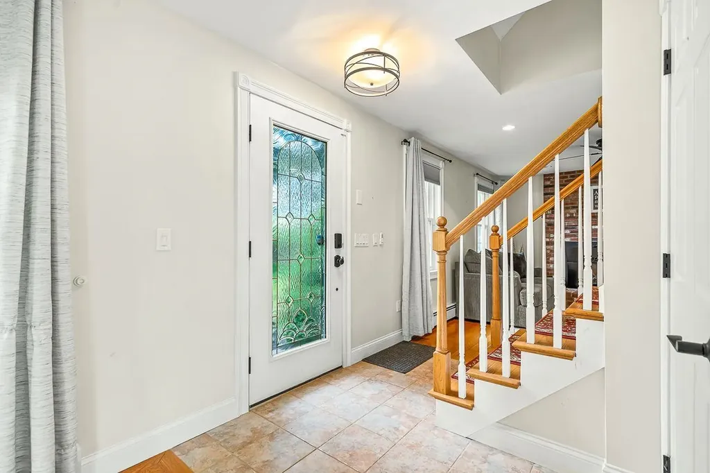 4 Joseph Street Derry NH 03038