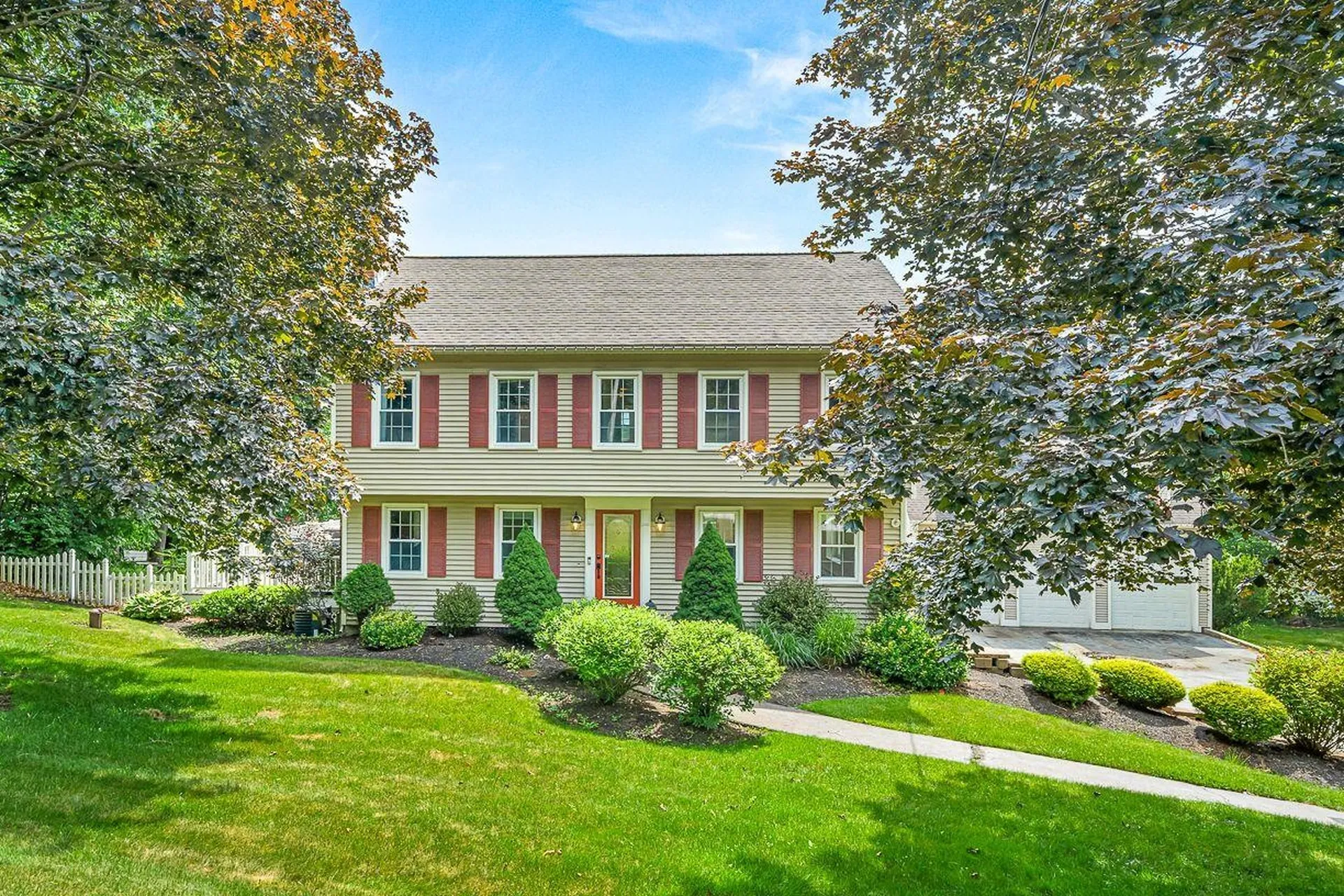 4 Joseph Street Derry NH 03038