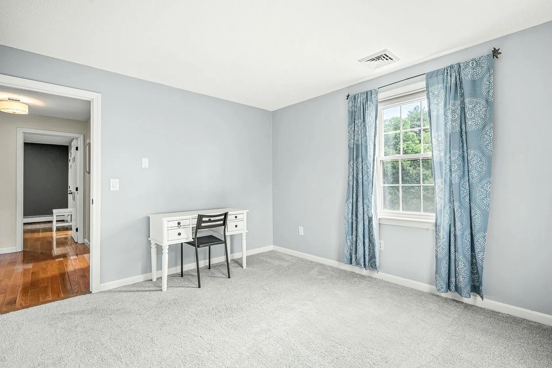 4 Joseph Street Derry NH 03038