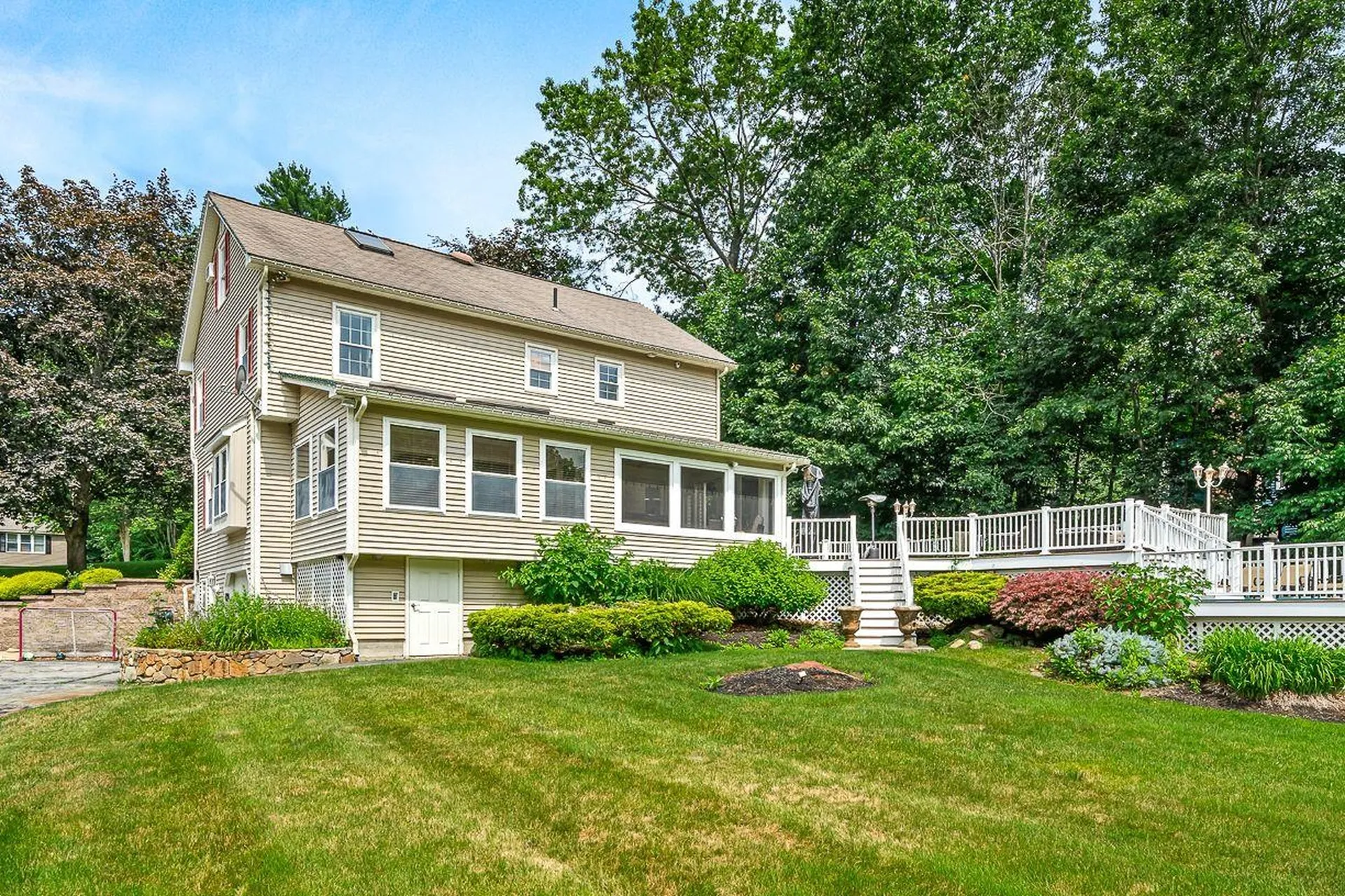 4 Joseph Street Derry NH 03038