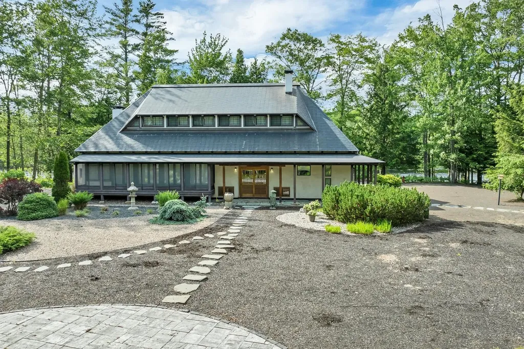 187 Huntress Bridge Road Effingham NH 03882