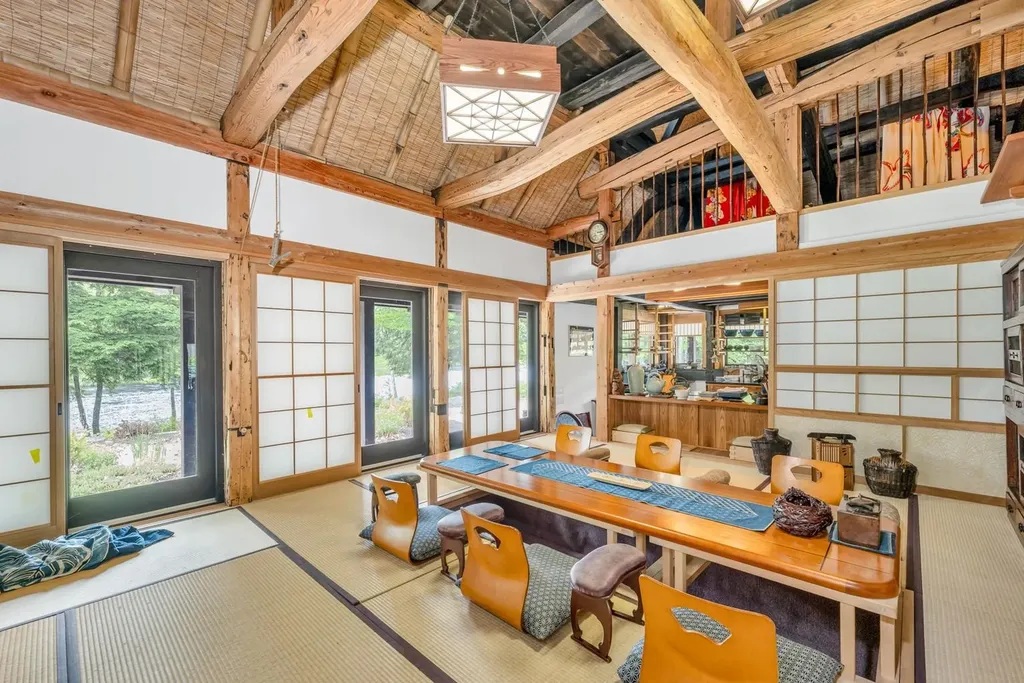 187 Huntress Bridge Road Effingham NH 03882