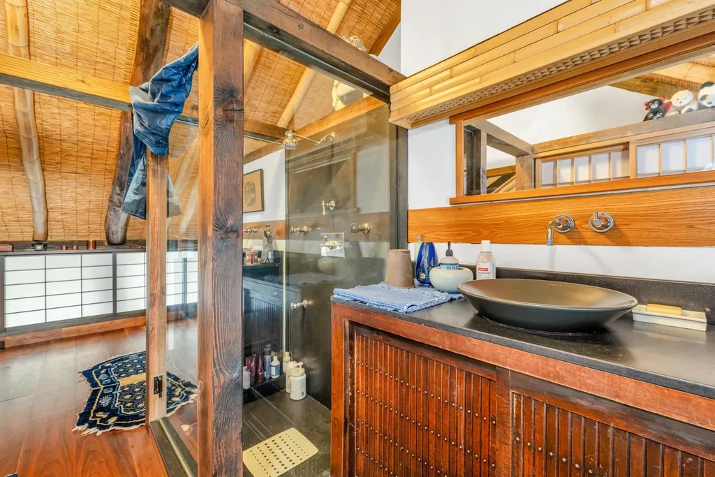 187 Huntress Bridge Road Effingham NH 03882