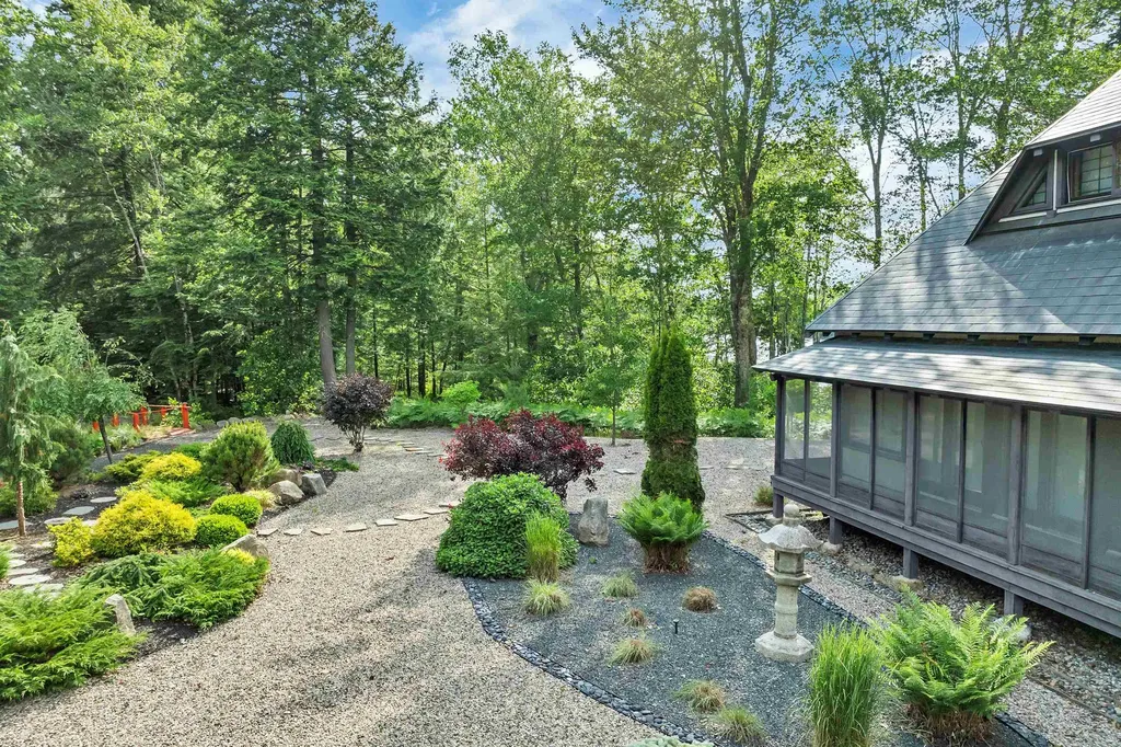 187 Huntress Bridge Road Effingham NH 03882