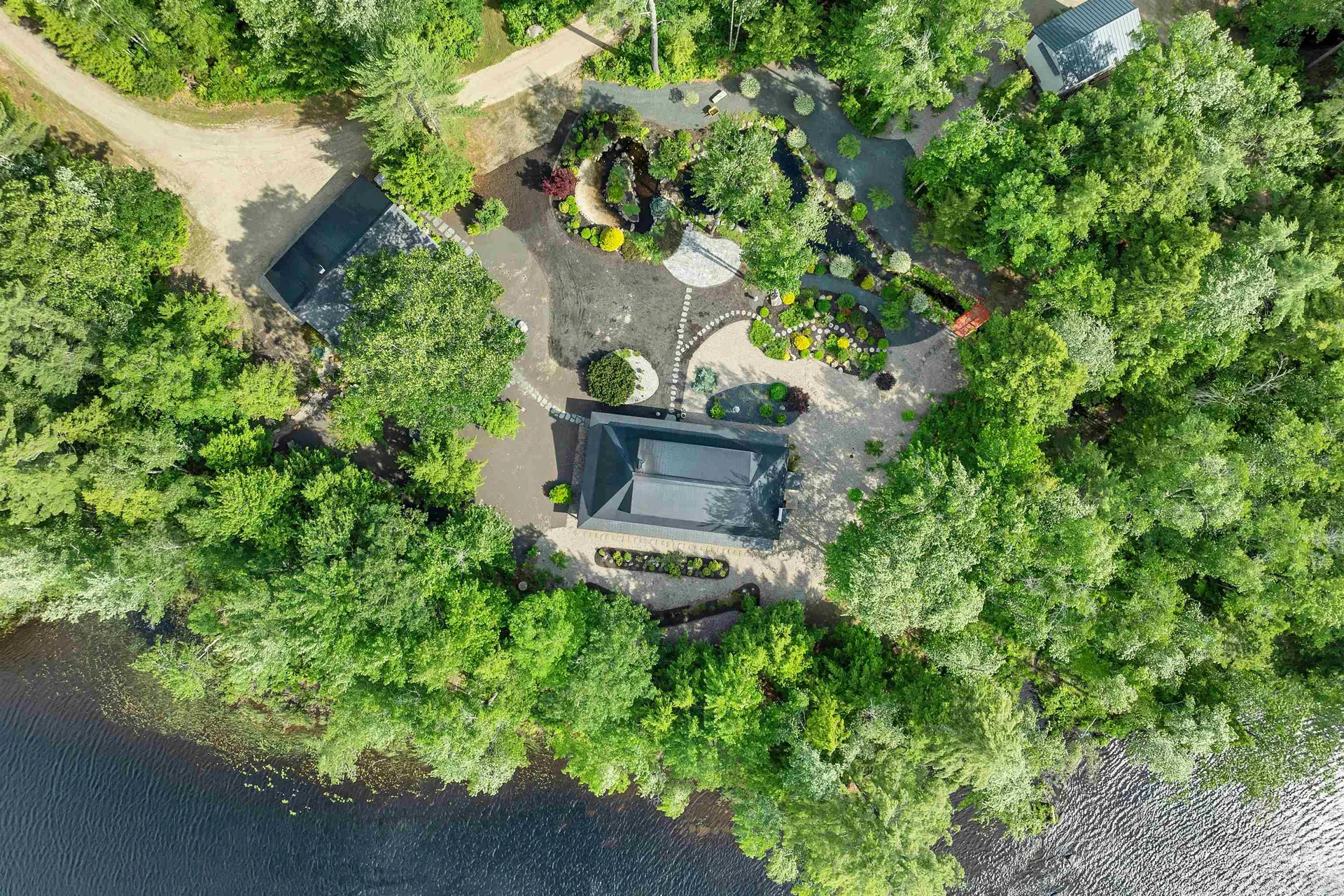 187 Huntress Bridge Road Effingham NH 03882