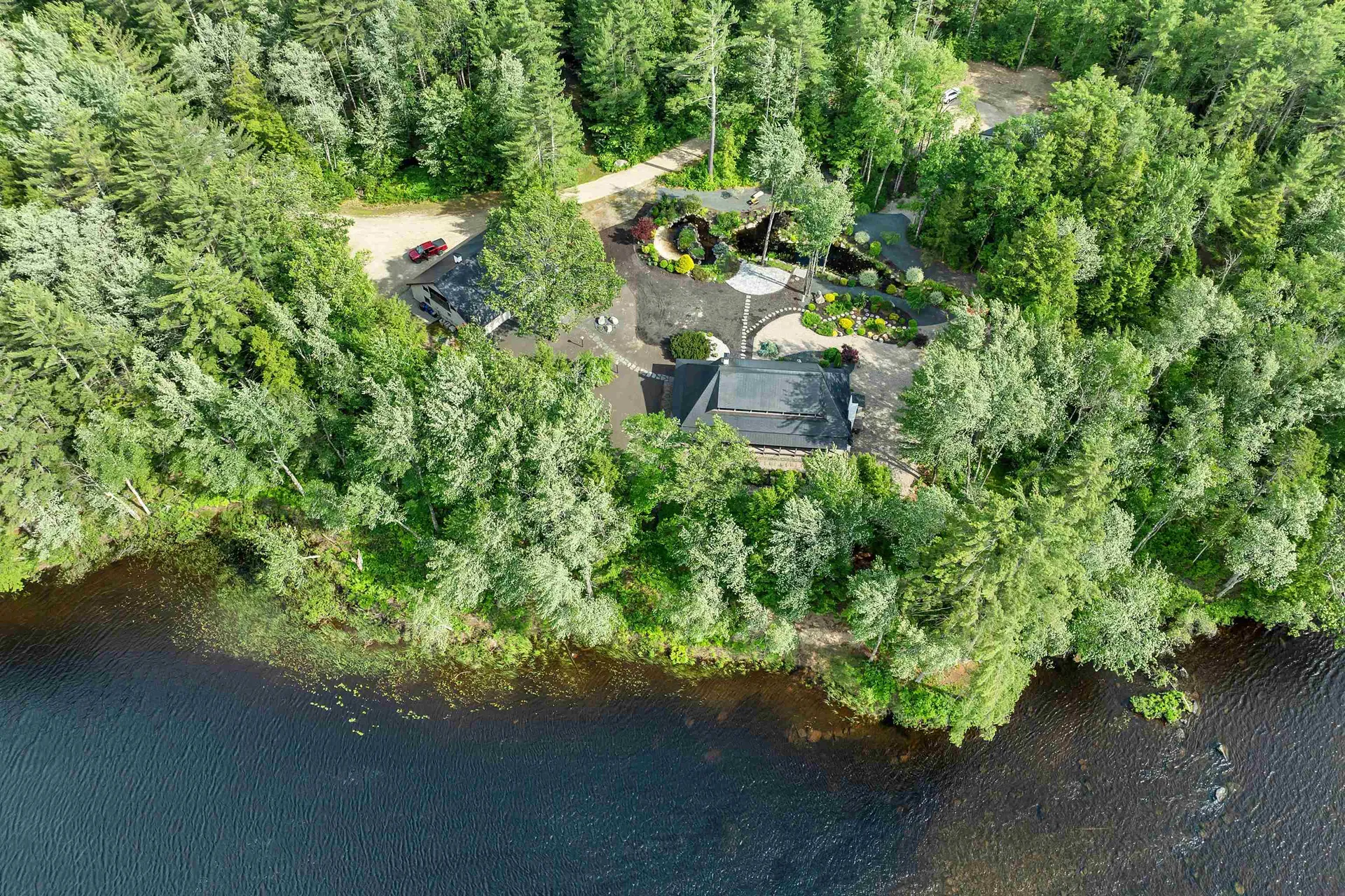 187 Huntress Bridge Road Effingham NH 03882