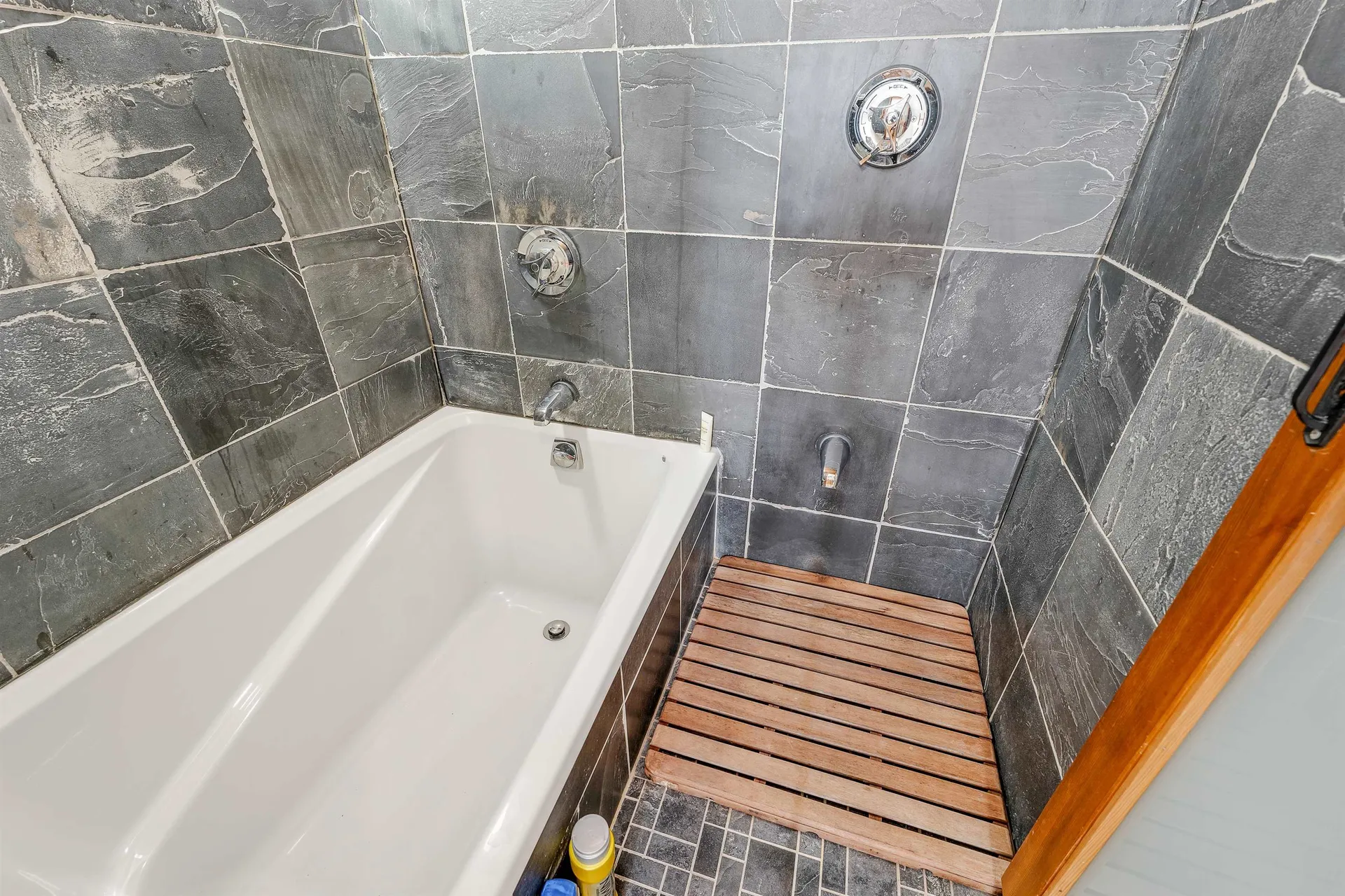 187 Huntress Bridge Road Effingham NH 03882