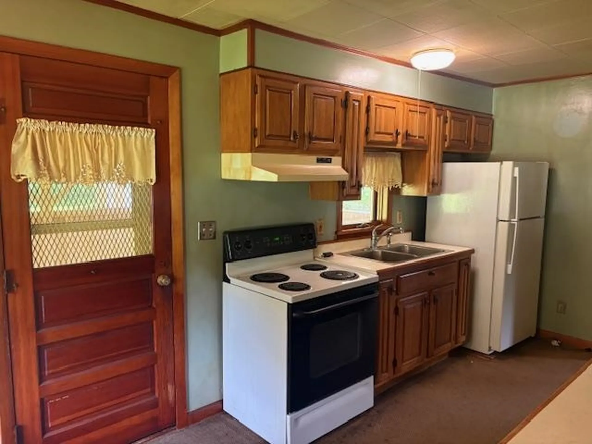 215 Old Quechee Road Hartford VT 05059