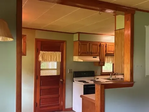 215 Old Quechee Road Hartford VT 05059