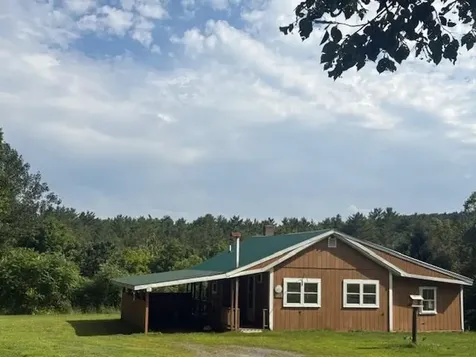215 Old Quechee Road Hartford VT 05059