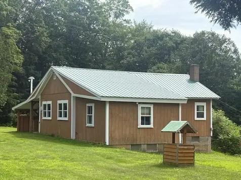 215 Old Quechee Road Hartford VT 05059