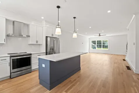 67 Groton Road Nashua NH 03062