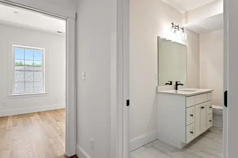 67 Groton Road Nashua NH 03062