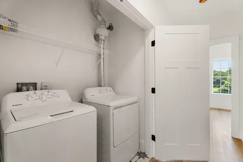 67 Groton Road Nashua NH 03062