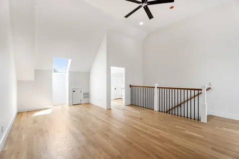 67 Groton Road Nashua NH 03062